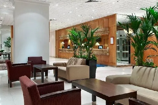 Hilton Orly Airport Hotel 4*