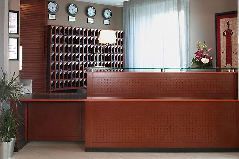 Hotel Hilton Orly Airport Paris