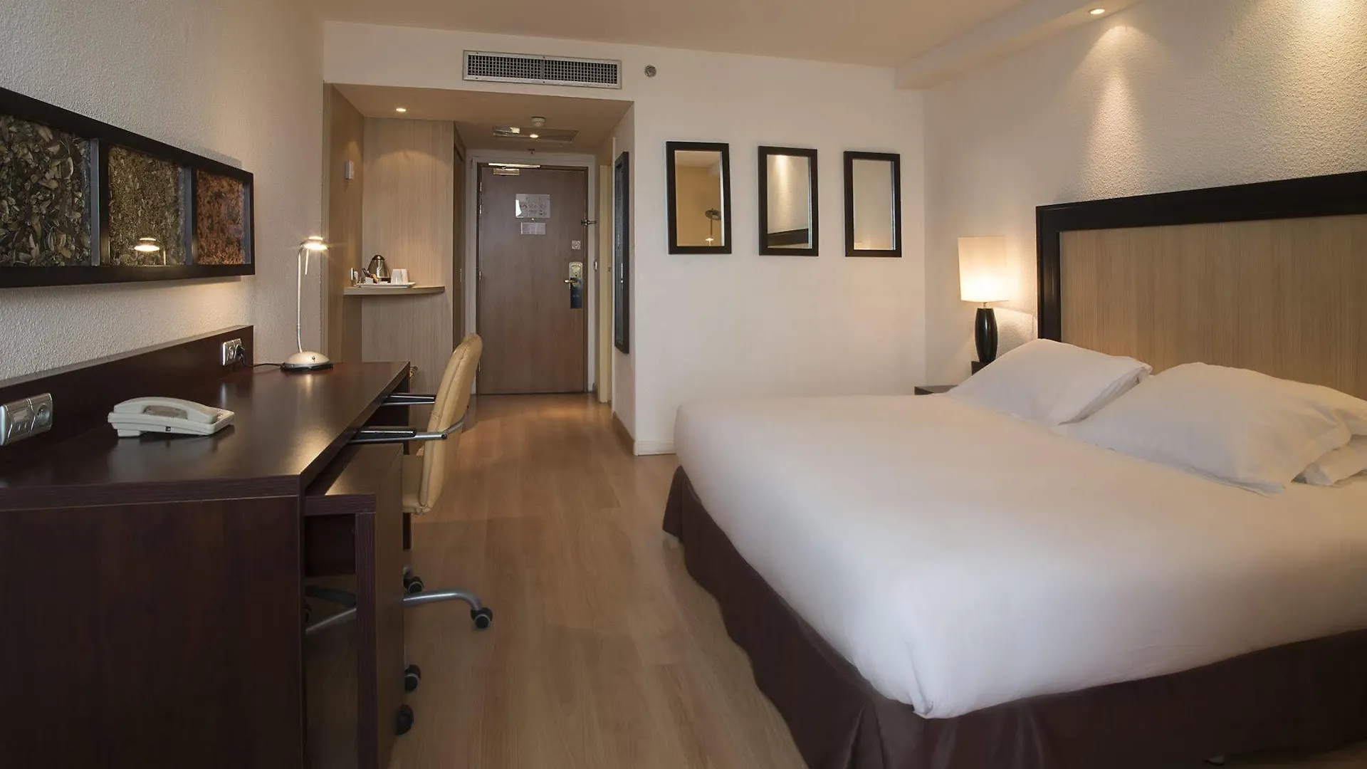 Hilton Orly Airport Hotel Paris