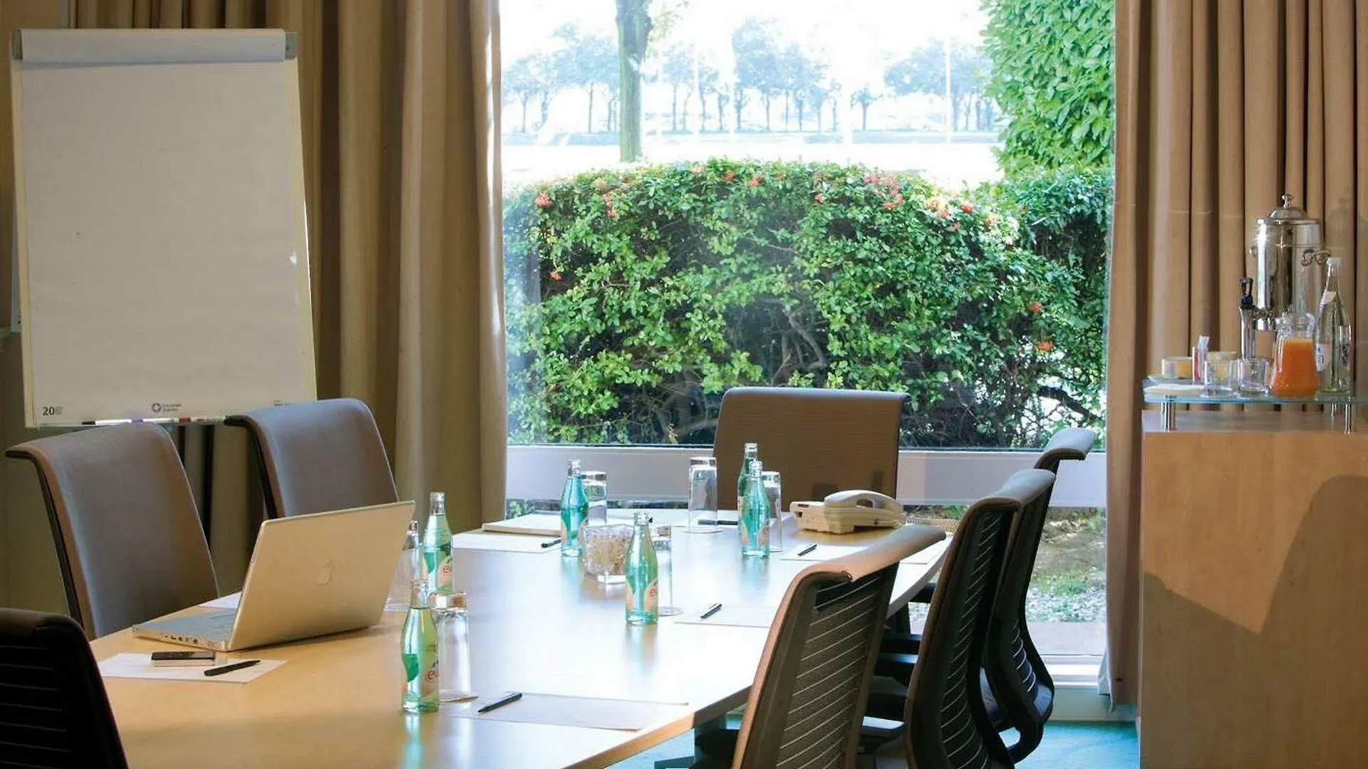 Hotel Hilton Orly Airport Paris